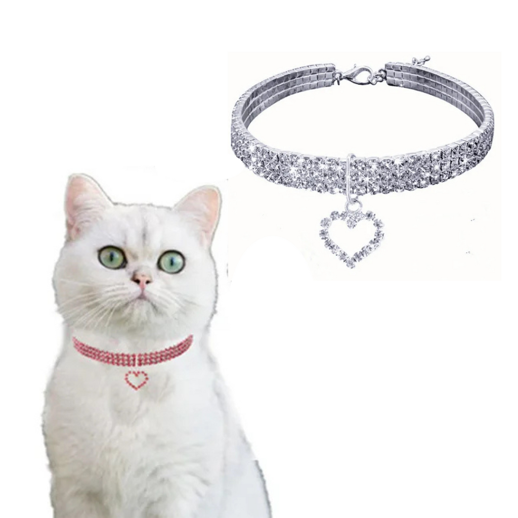 Elegant Rhinestone Pet Collar with Heart Pendant - PetAura