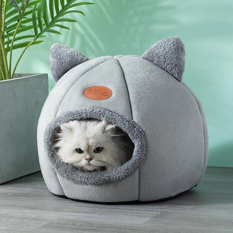 Cozy Cat Cave Bed for Winter - PetAura